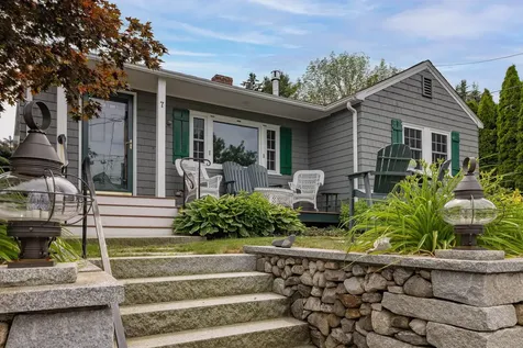 7 Piscataqua Street New Castle NH 03854