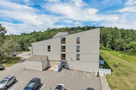 375 Endicott N Street Laconia NH 03246