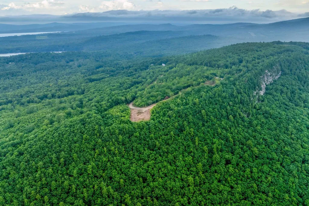 0 Long Stack Lane Wolfeboro NH 03894