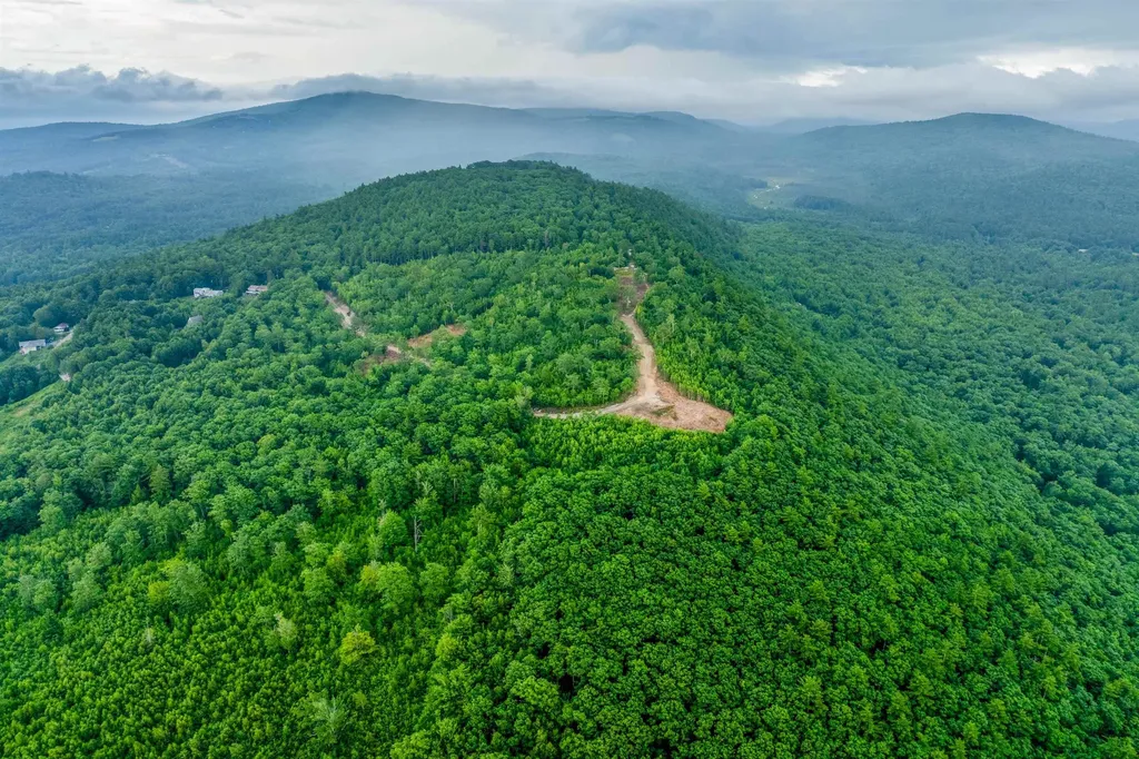 0 Long Stack Lane Wolfeboro NH 03894