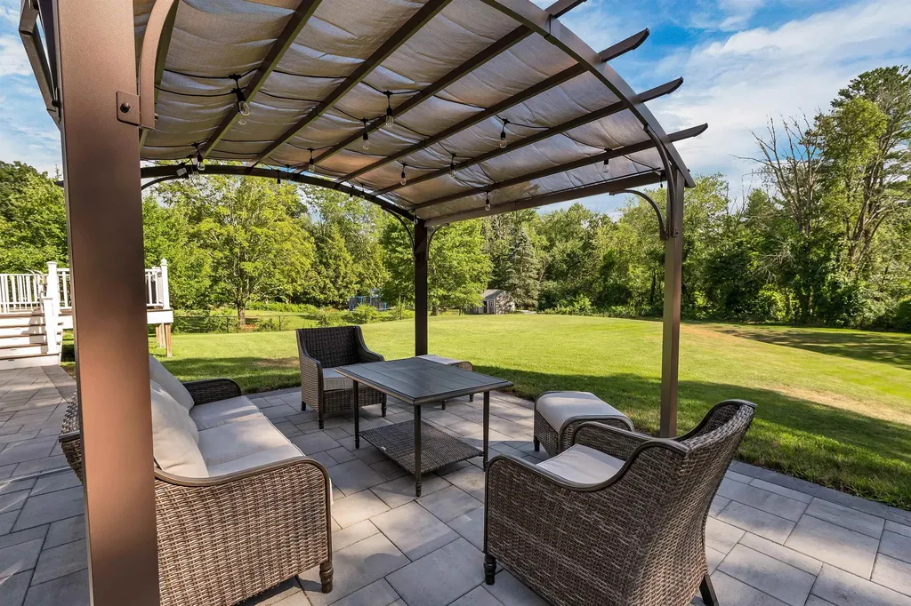 149 Londonderry Road Windham NH 03087