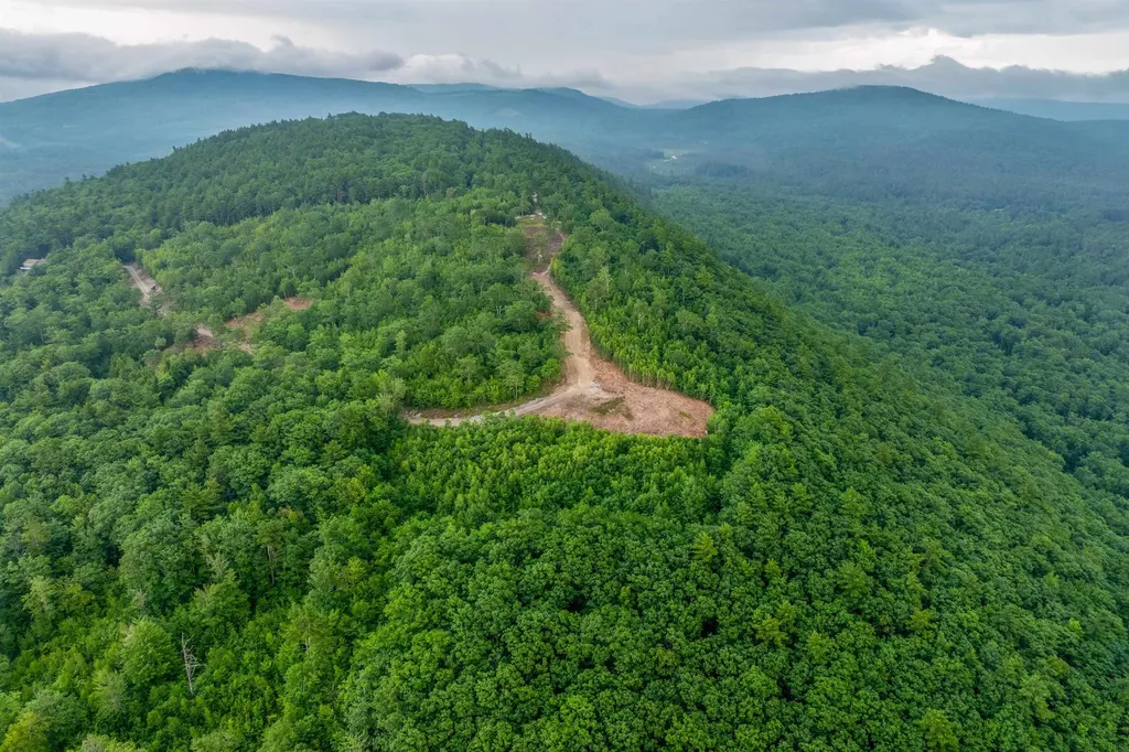 0 Long Stack Lane Wolfeboro NH 03894