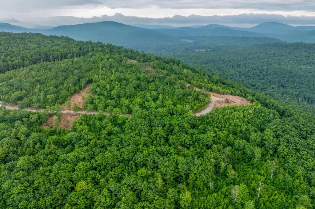 0 Long Stack Lane Wolfeboro NH 03894