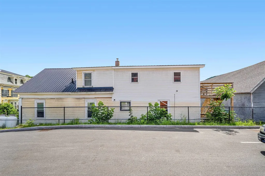 71 North Main Street Hardwick VT 05843