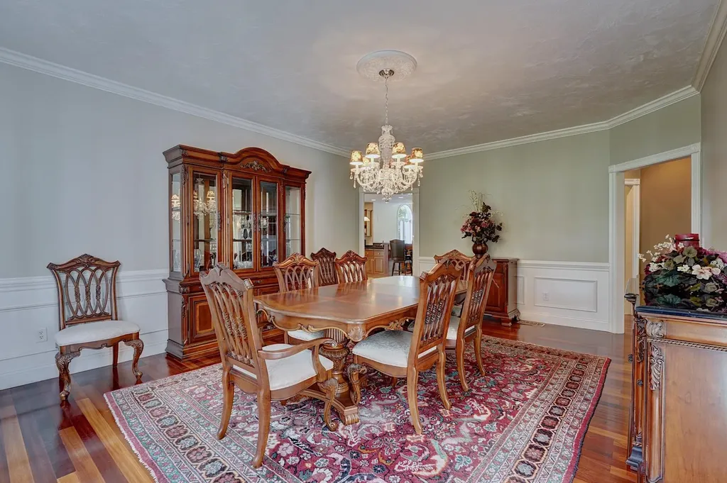 8 Meeting Rock Drive Atkinson NH 03811