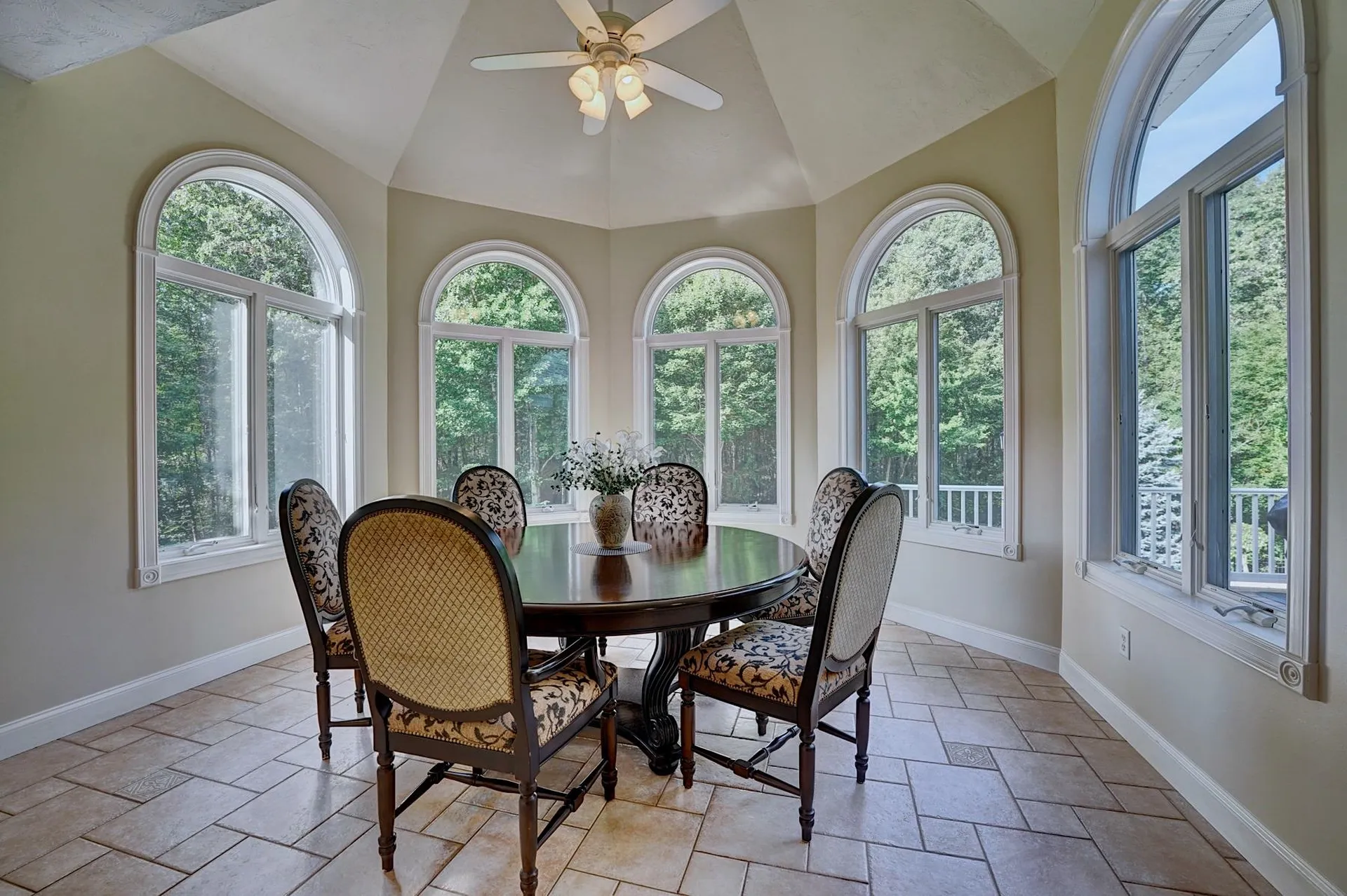 8 Meeting Rock Drive Atkinson NH 03811