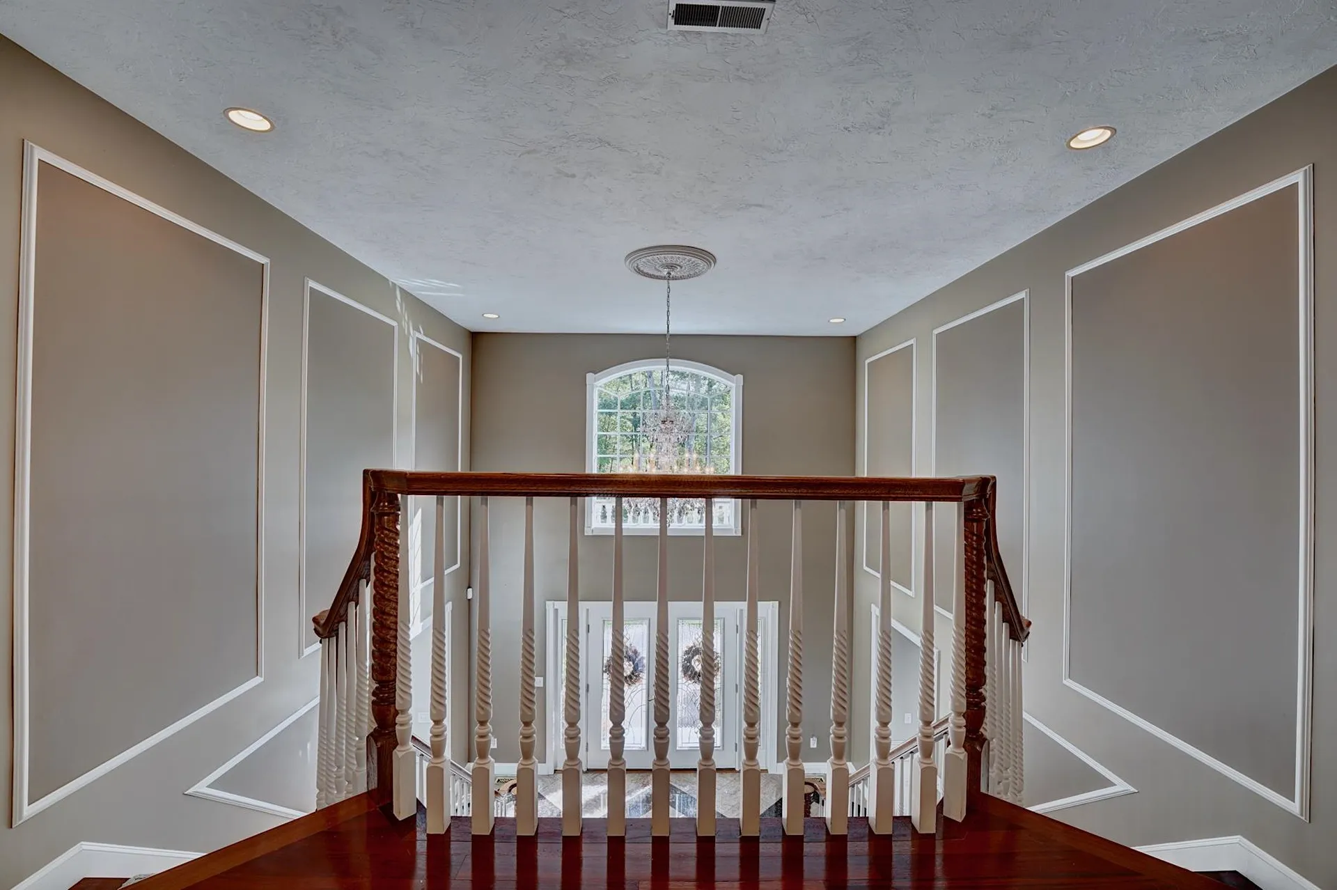 8 Meeting Rock Drive Atkinson NH 03811