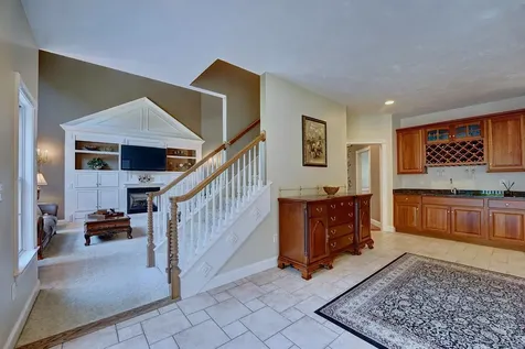 8 Meeting Rock Drive Atkinson NH 03811