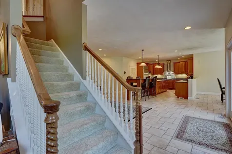 8 Meeting Rock Drive Atkinson NH 03811