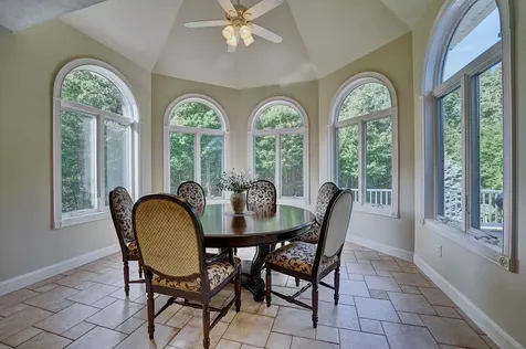 8 Meeting Rock Drive Atkinson NH 03811