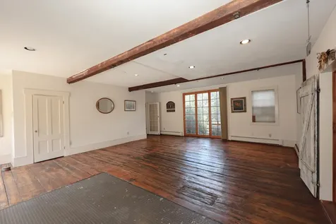 25 Pleasant Street Goffstown NH 03045