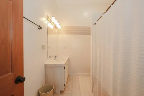 25 Pleasant Street Goffstown NH 03045