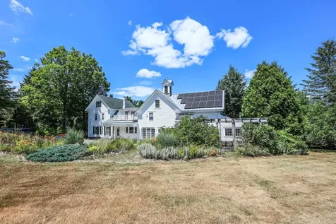 25 Pleasant Street Goffstown NH 03045
