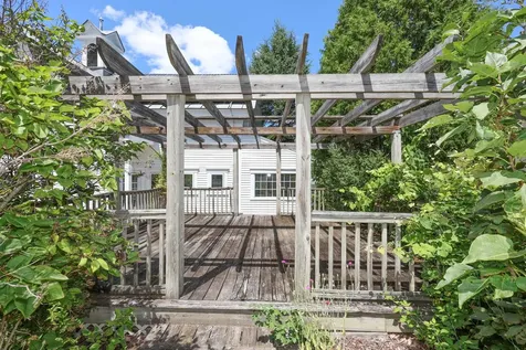 25 Pleasant Street Goffstown NH 03045