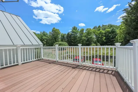 25 Pleasant Street Goffstown NH 03045