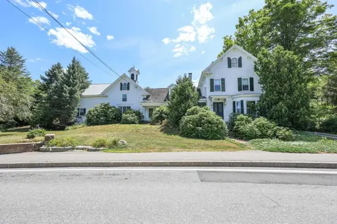 25 Pleasant Street Goffstown NH 03045