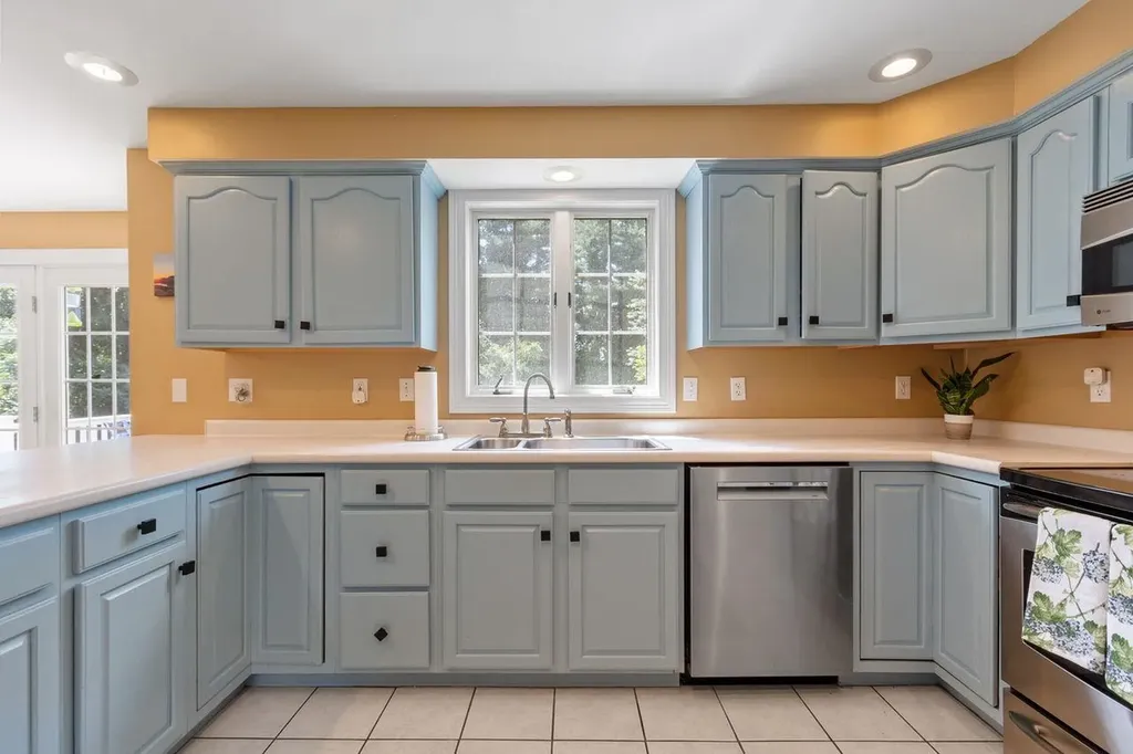 16 Belanger Drive Dover NH 03820