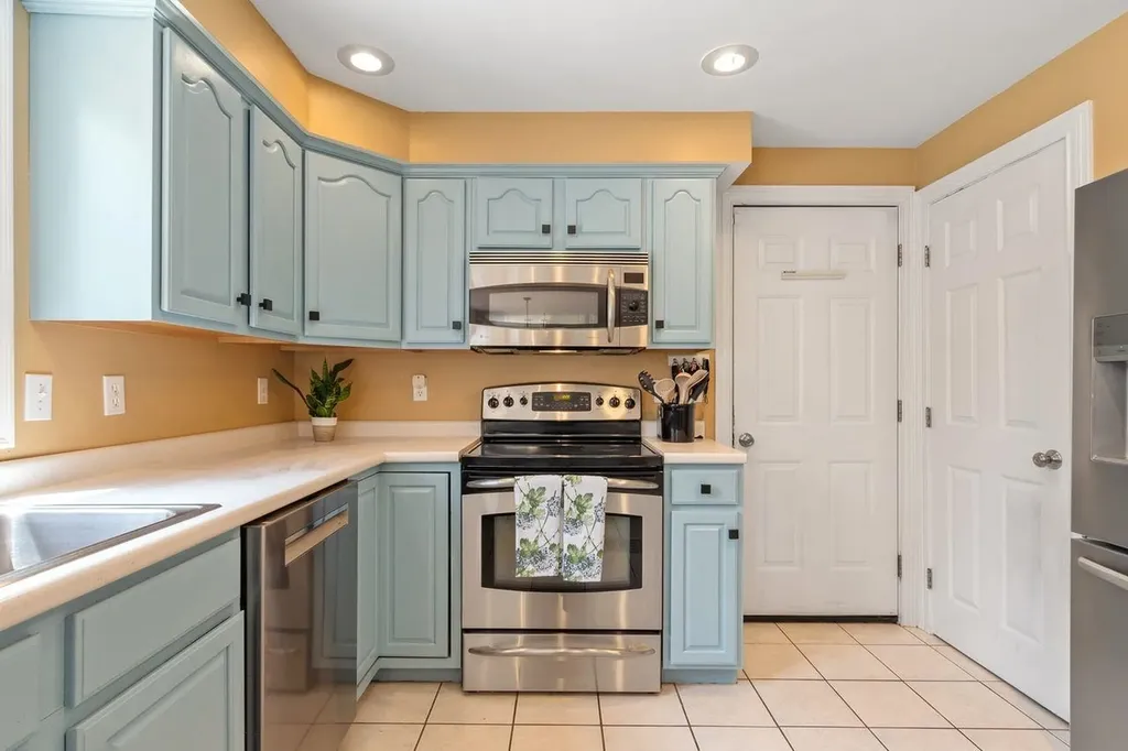 16 Belanger Drive Dover NH 03820
