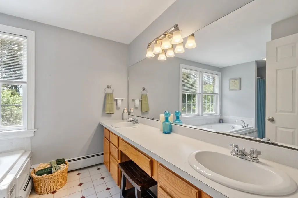 16 Belanger Drive Dover NH 03820