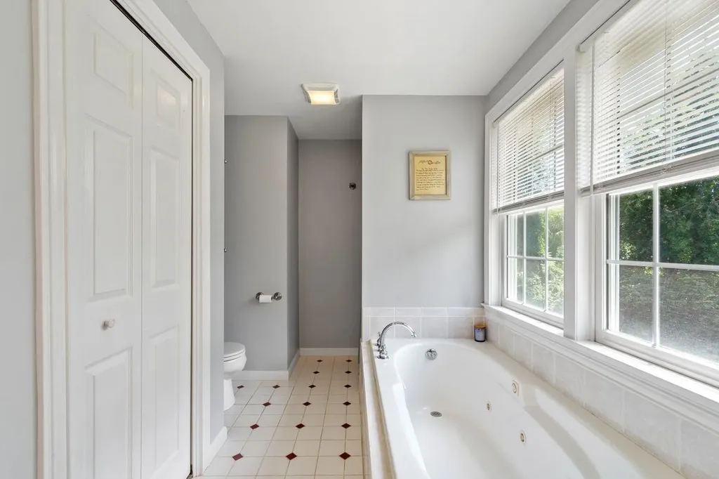 16 Belanger Drive Dover NH 03820