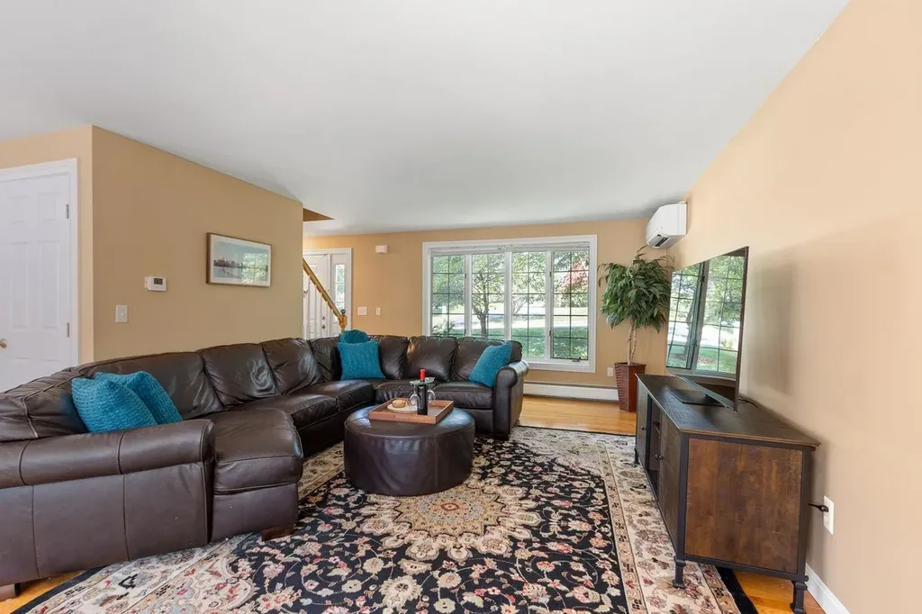 16 Belanger Drive Dover NH 03820