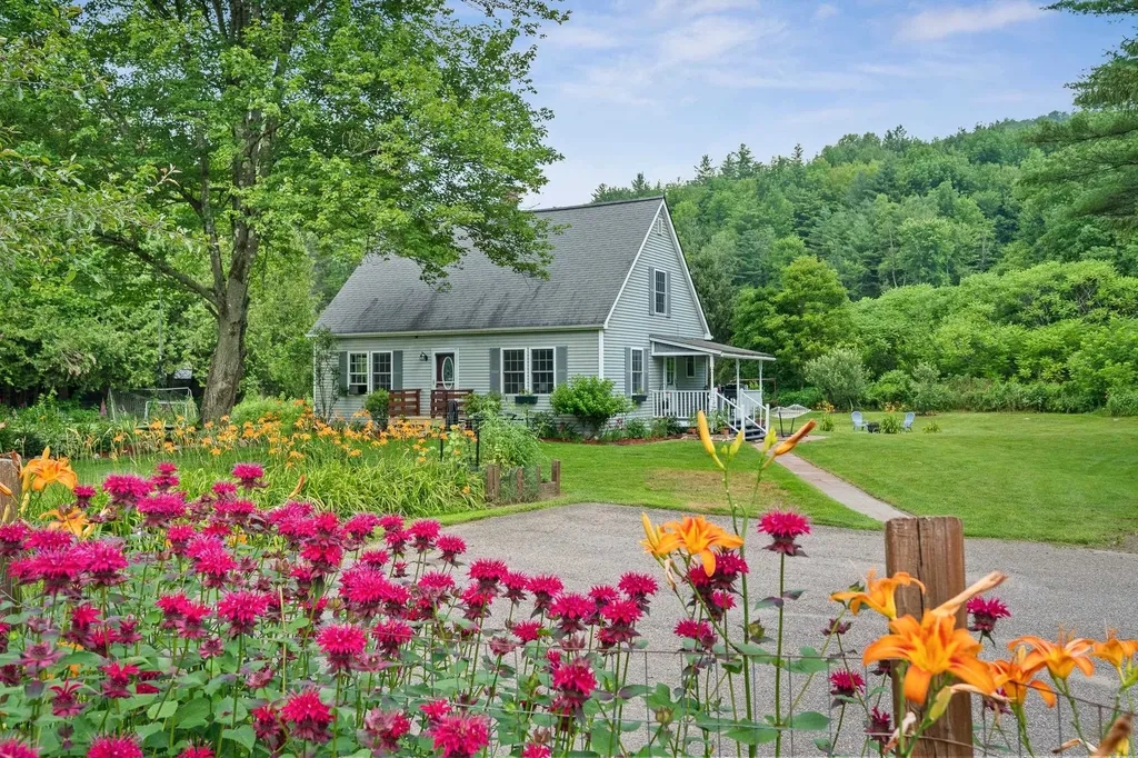 1536 Us Route 2 Waterbury VT 05676