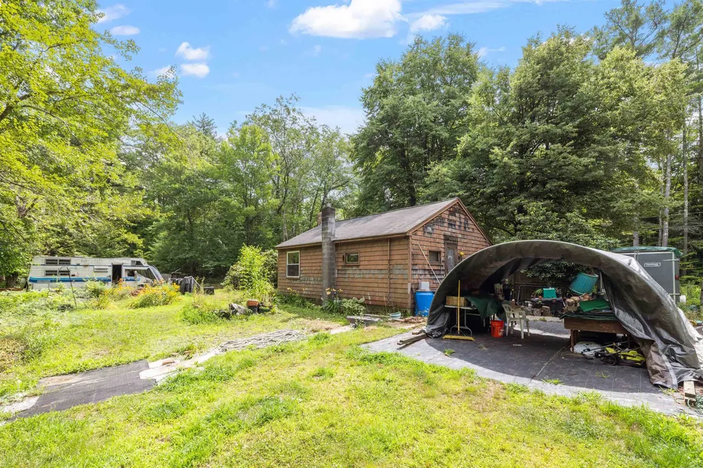 75 New Boston Road Greenfield NH 03047