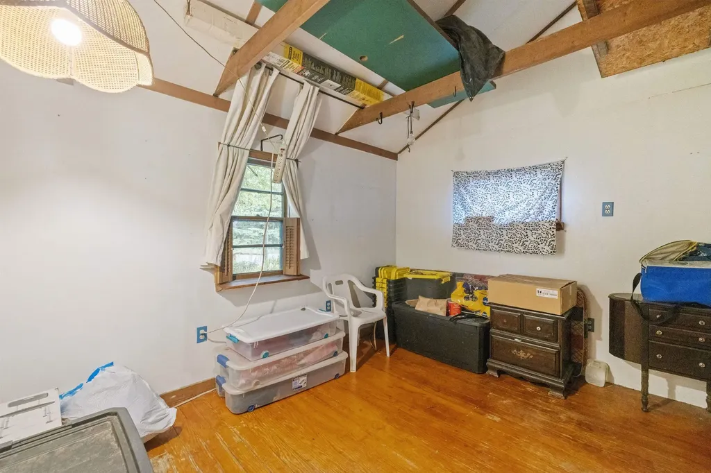 75 New Boston Road Greenfield NH 03047