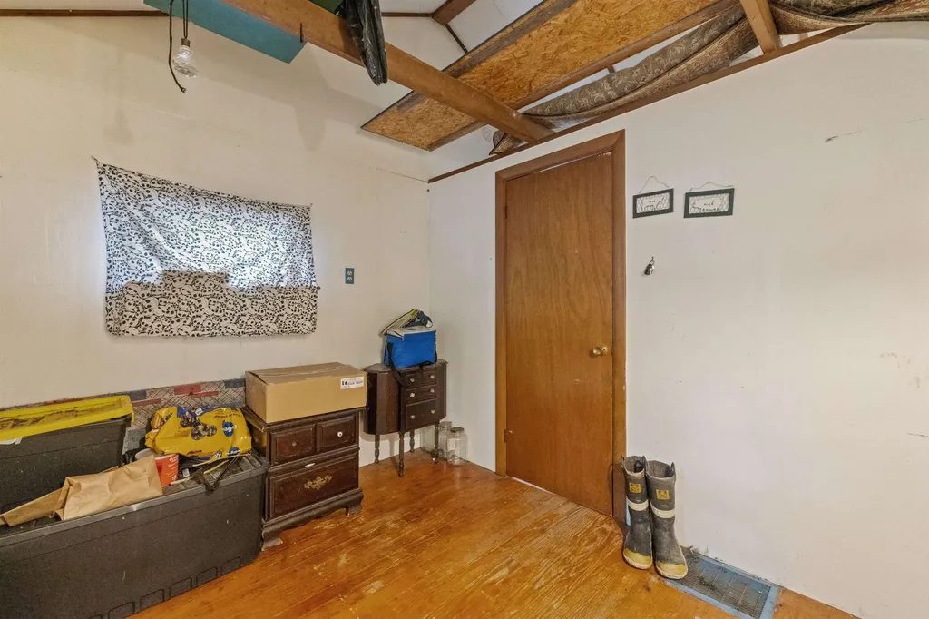 75 New Boston Road Greenfield NH 03047