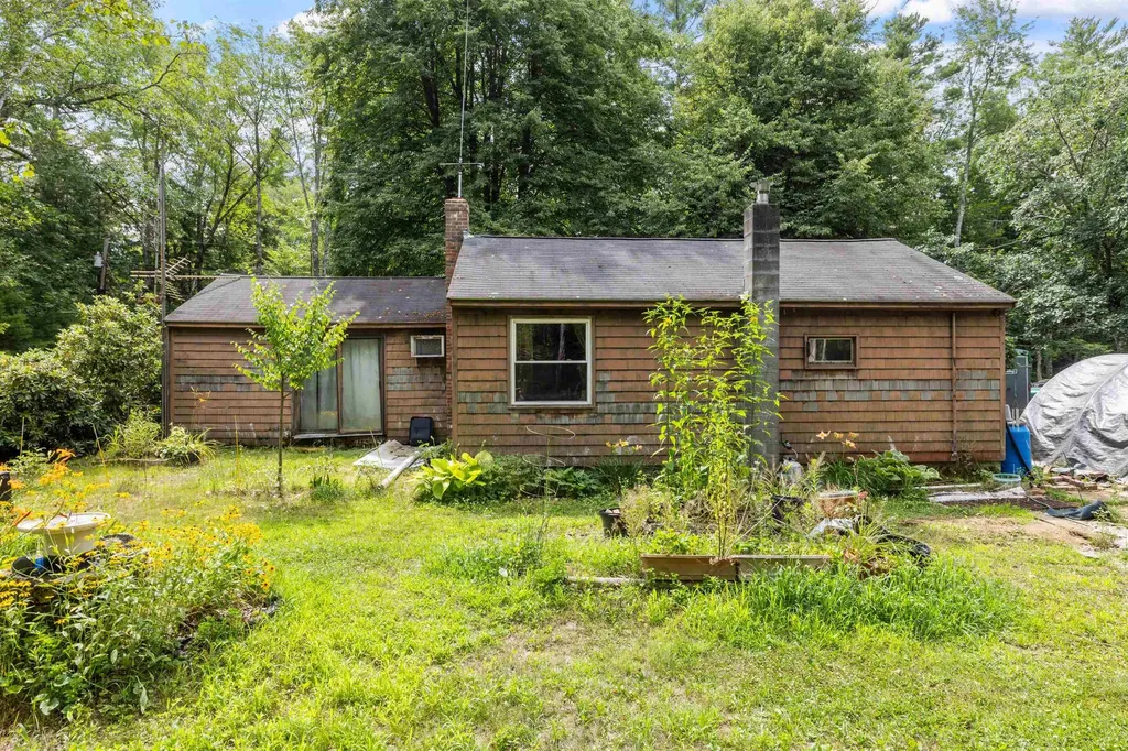 75 New Boston Road Greenfield NH 03047