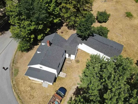 141 South Road Deerfield NH 03037