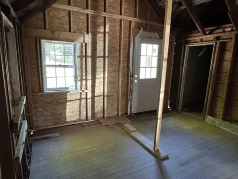 141 South Road Deerfield NH 03037