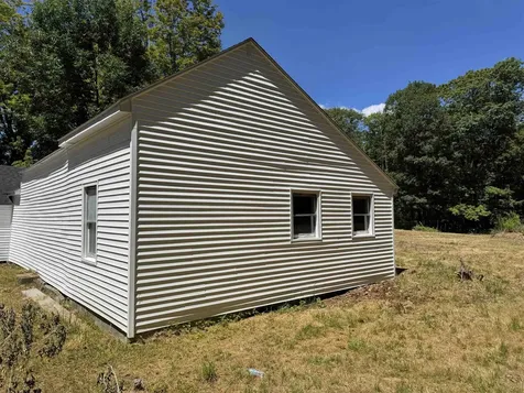 141 South Road Deerfield NH 03037