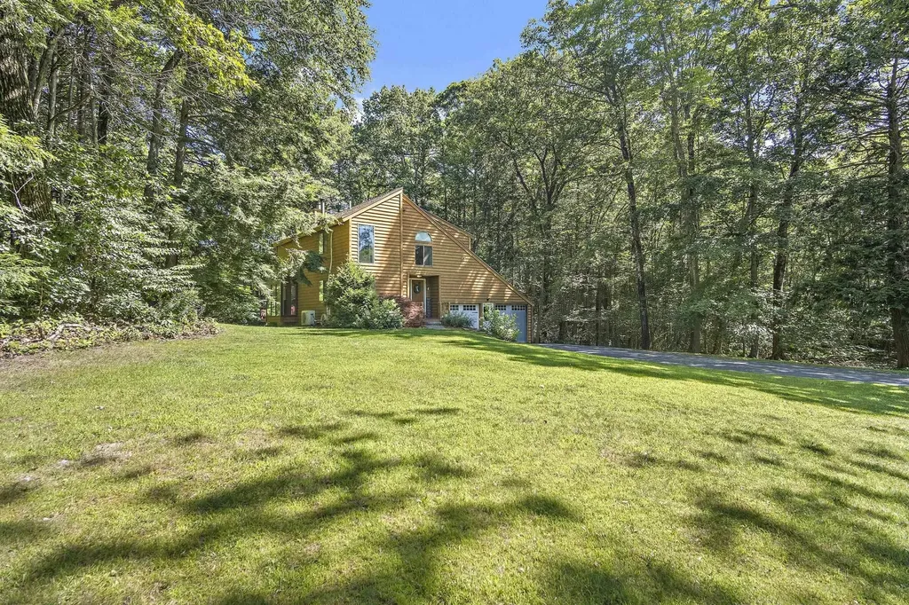 30 Harper Ridge Road Hampstead NH 03826