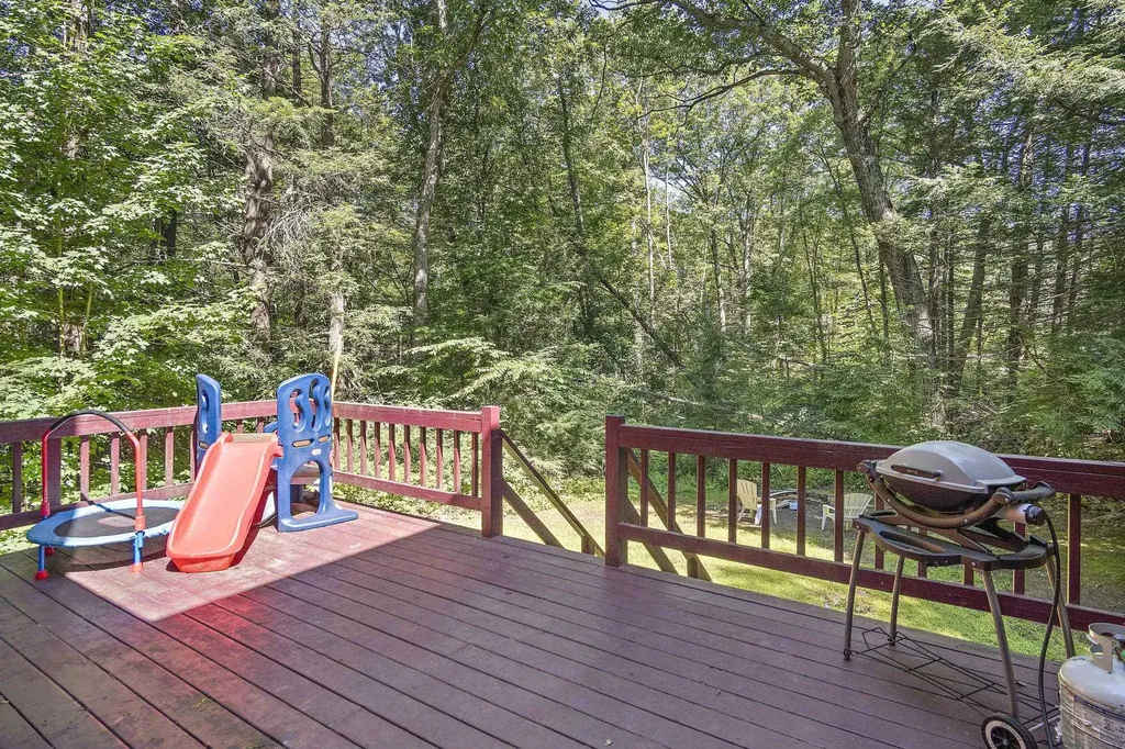 30 Harper Ridge Road Hampstead NH 03826