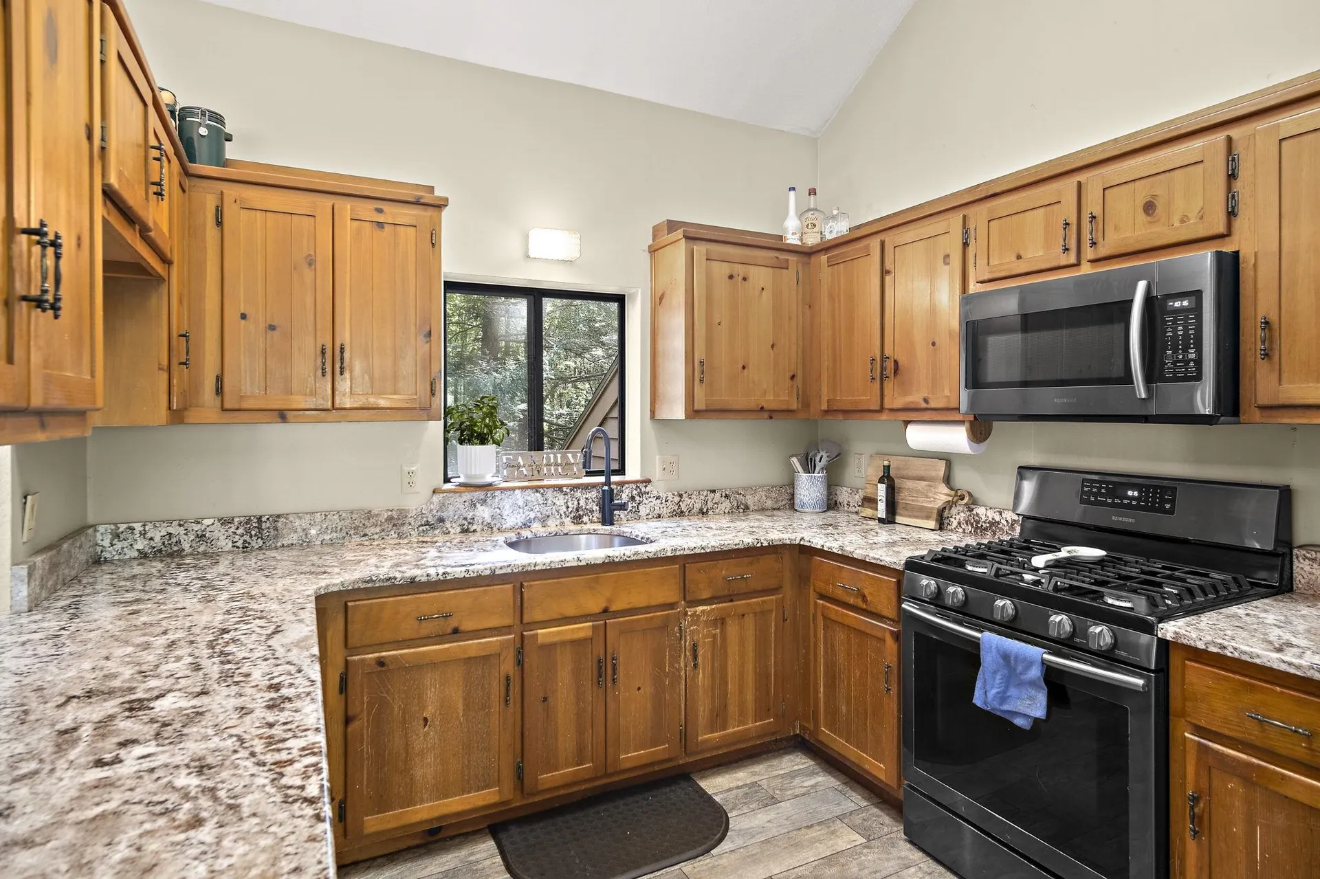 30 Harper Ridge Road Hampstead NH 03826