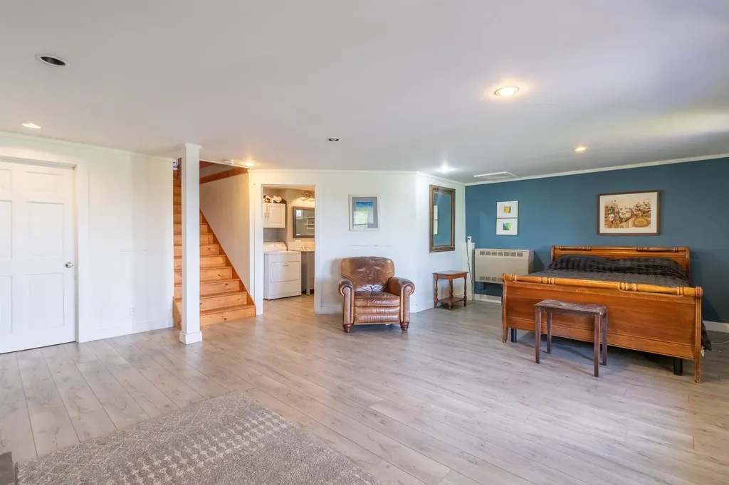 4088 Hinman Settler Road Derby VT 05829