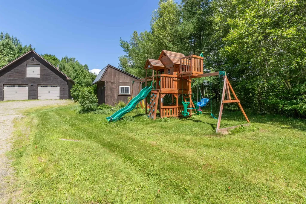 4088 Hinman Settler Road Derby VT 05829