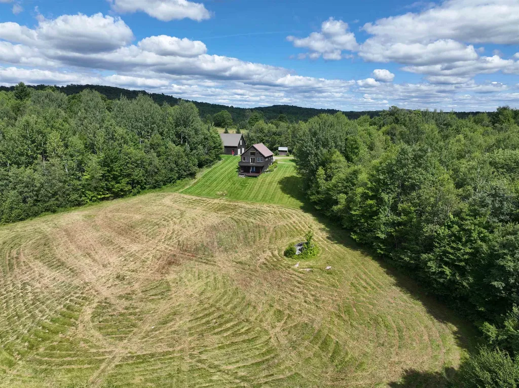 4088 Hinman Settler Road Derby VT 05829
