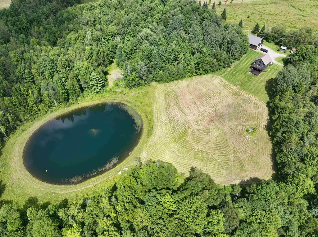 4088 Hinman Settler Road Derby VT 05829