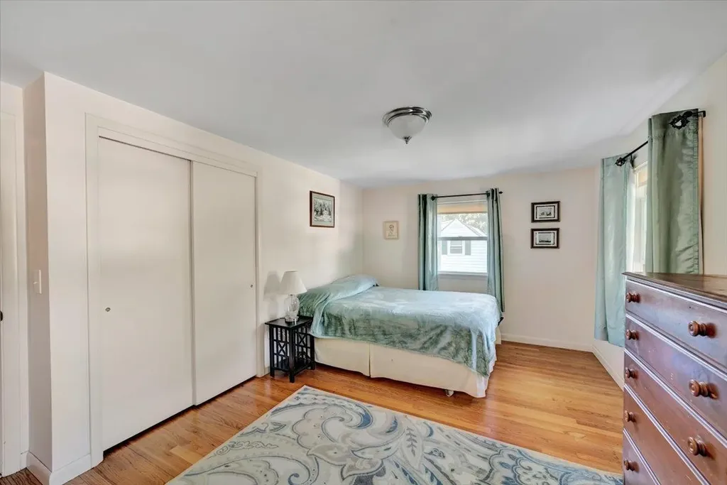 64 Sandy Lane Burlington VT 05408