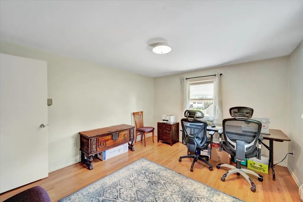 64 Sandy Lane Burlington VT 05408