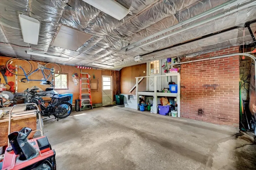 64 Sandy Lane Burlington VT 05408