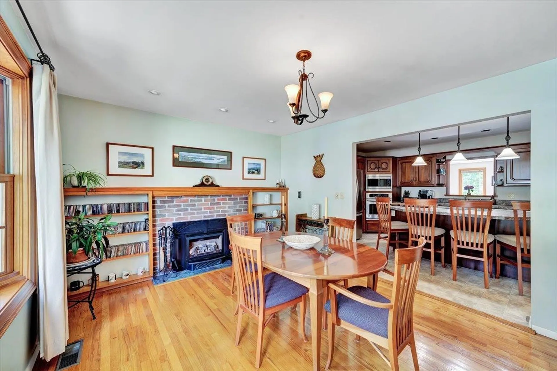 64 Sandy Lane Burlington VT 05408