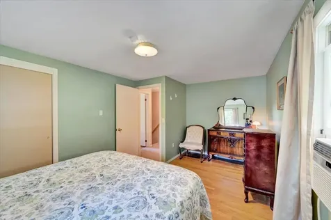 64 Sandy Lane Burlington VT 05408