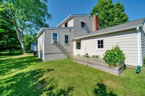 64 Sandy Lane Burlington VT 05408