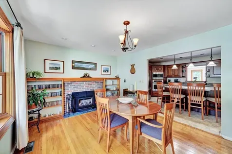 64 Sandy Lane Burlington VT 05408