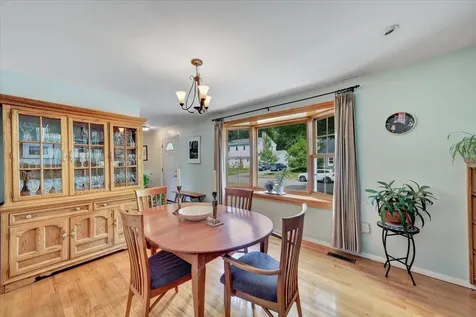 64 Sandy Lane Burlington VT 05408