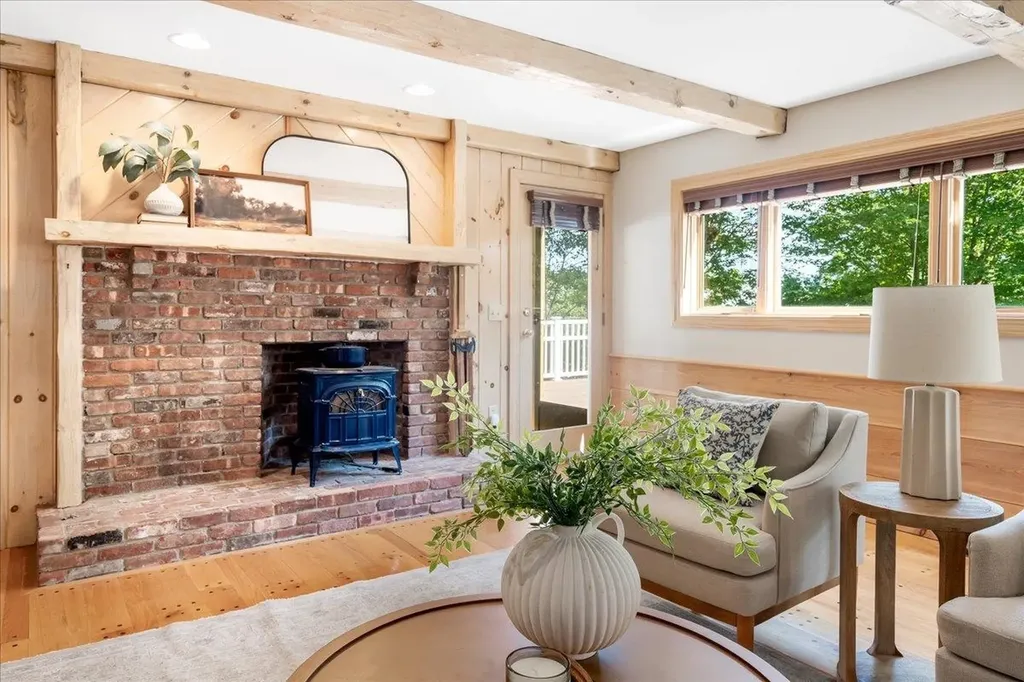 10 Kittredge Road Mont Vernon NH 03057