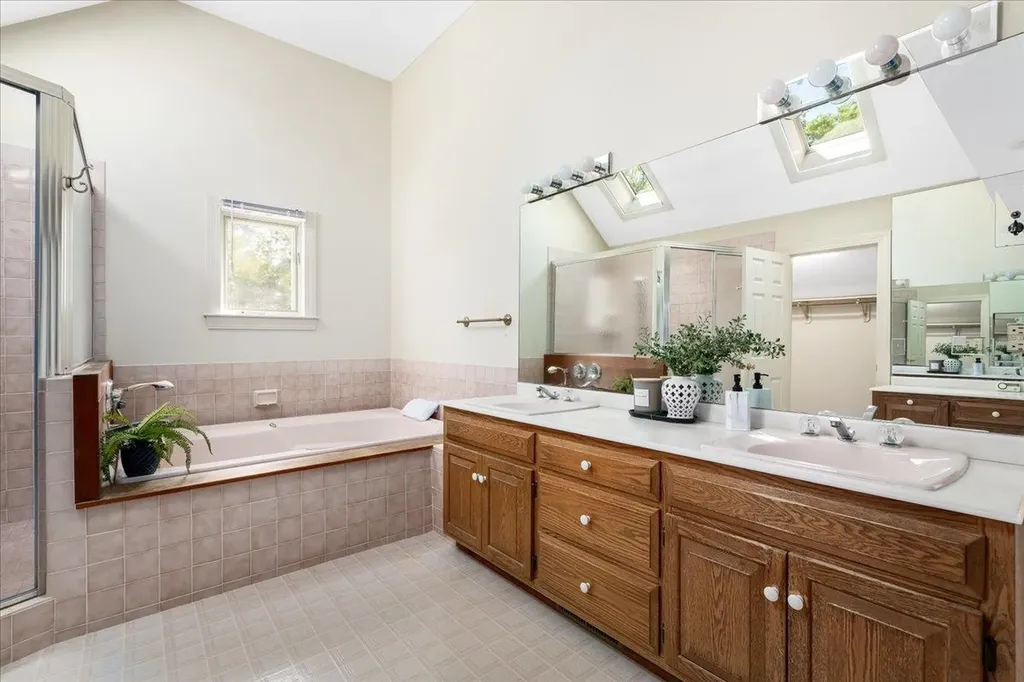 10 Kittredge Road Mont Vernon NH 03057
